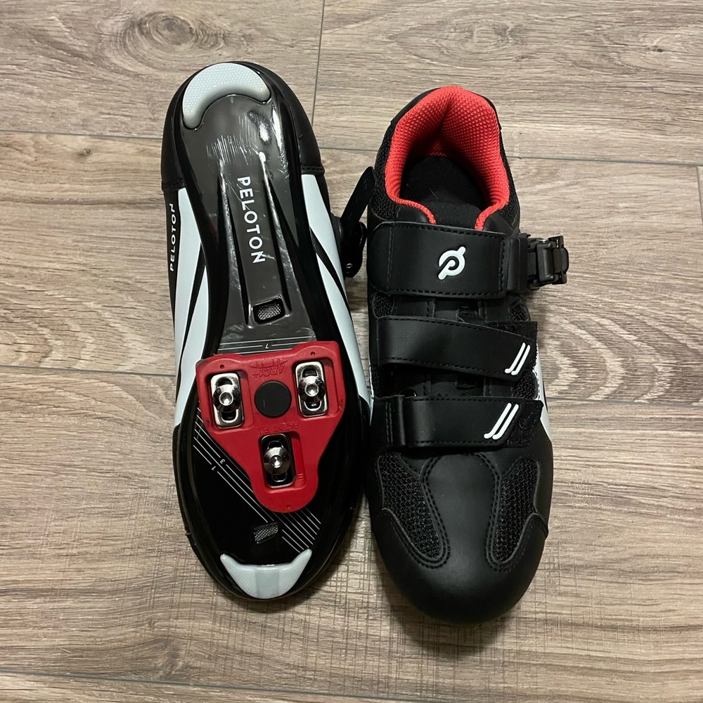 Women’s Peloton Clip-In Shoes size 40
